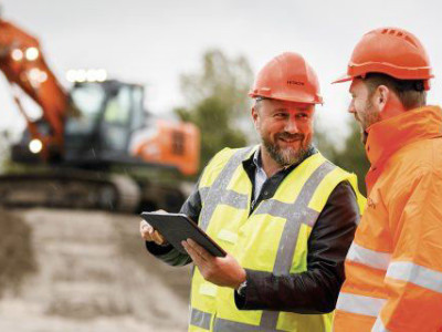 Compacte machines op bouwplaatsen met weinig ruimte